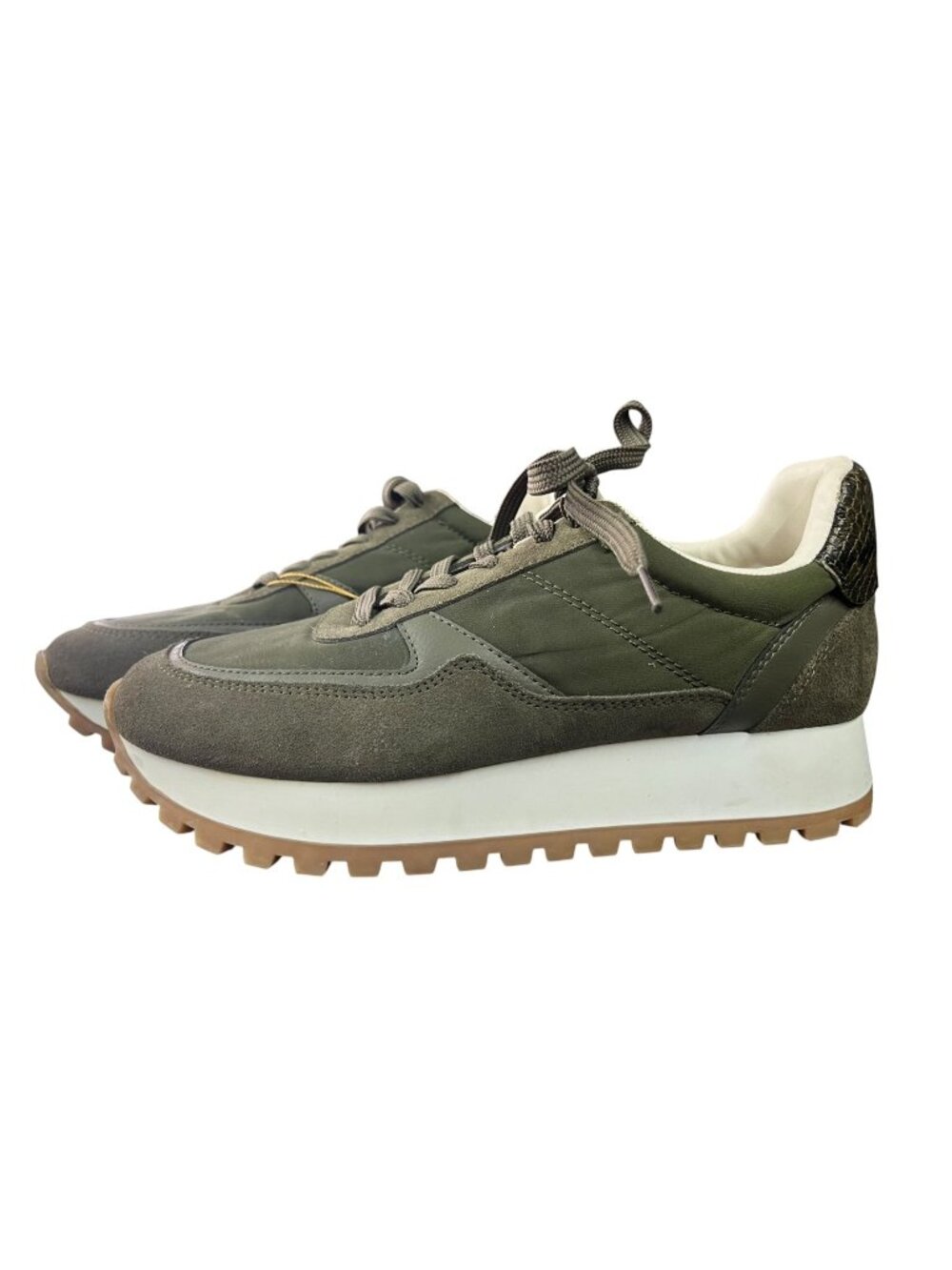 Zara Soft Running Sneakers EUR 40 (US 9)